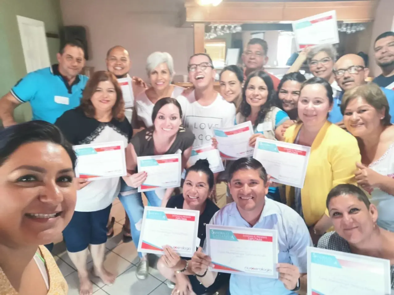 Sandra Castañeda y Participantes de curso